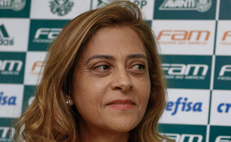 R$ 1,1 bilhão, o MAIOR ACORDO de todos os tempos: Corinthians recebe ‘ajudinha’ de Leila Pereira por negócio acima da média