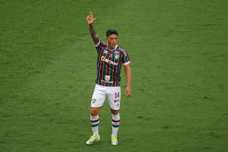 Com profecia de Diniz, John Kennedy decide, Fluminense vence o Boca e conquista a Libertadores pela primeira vez