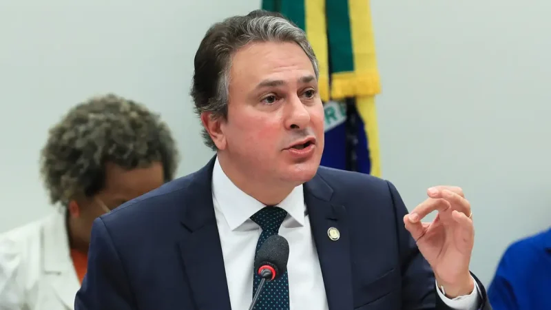 Adesão ao Desenrola Fies é baixa, segundo ministro da Educação