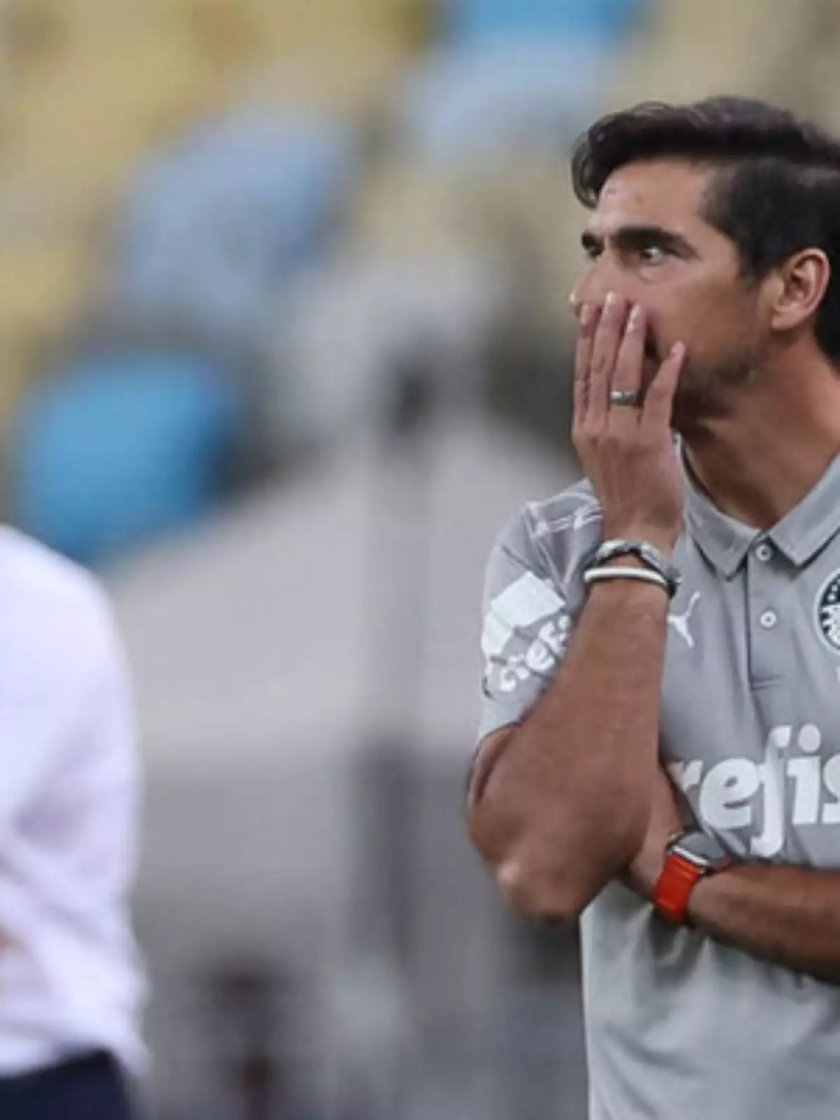 R$ 700 mil de salário: Flamengo tira o Palmeiras de Abel do negócio e está próximo de assinar nova contratação