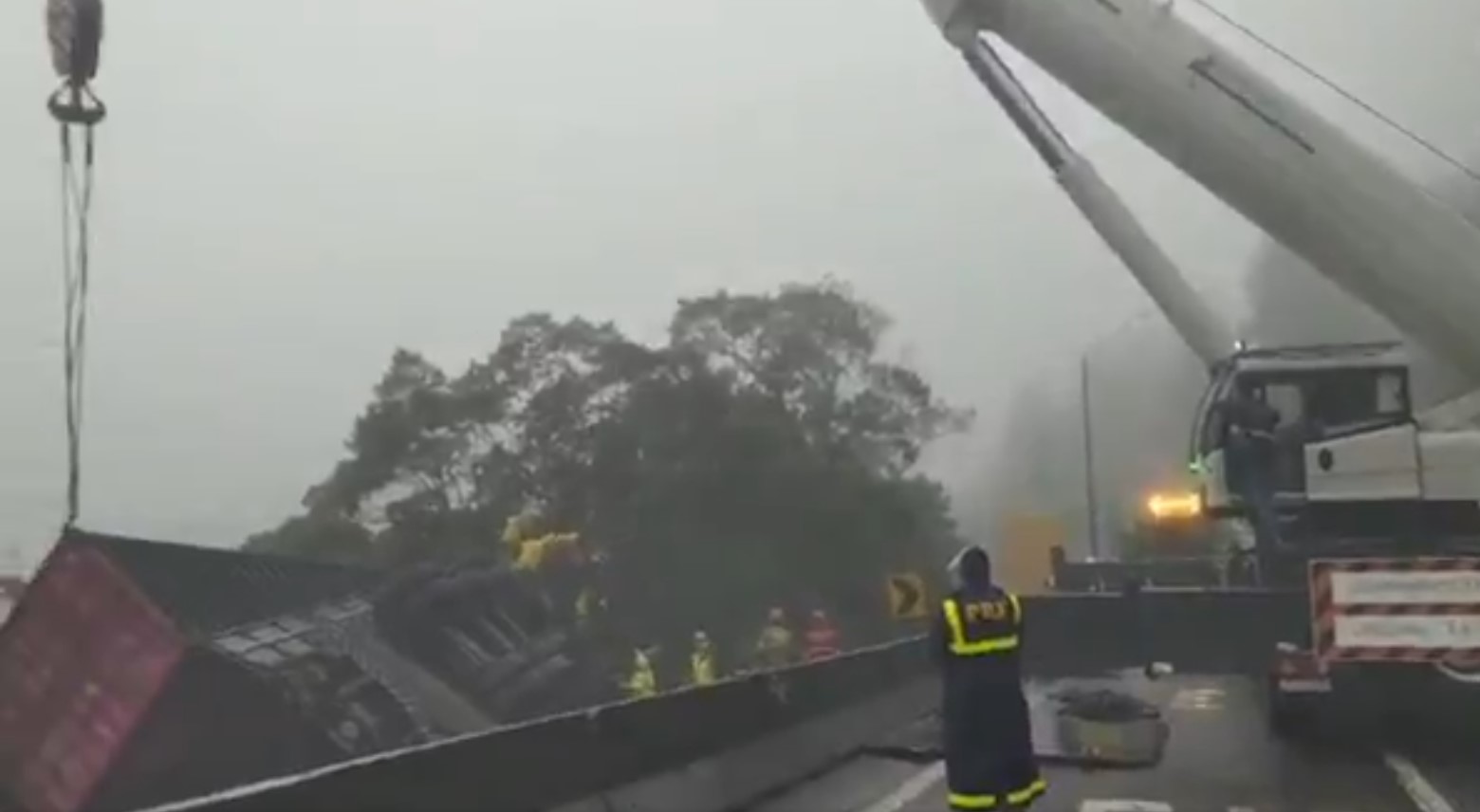 Sinistro na BR-376, em Guaratuba (PR)