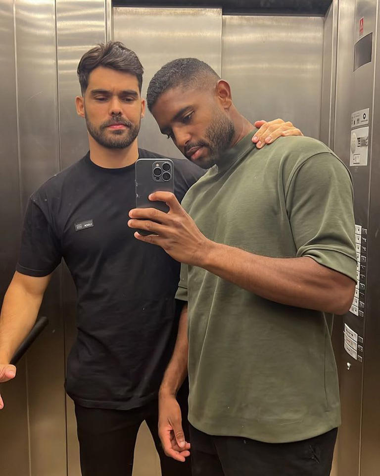 Jogador brasileiro assume homossexualidade e espera ser exemplo