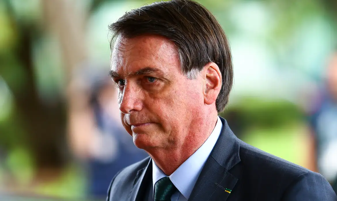 Defesa de Bolsonaro se manifesta sobre denúncias da PGR