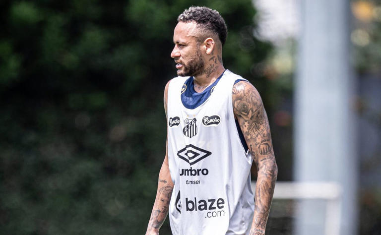 Neymar deixando o Santos para jogar no Barcelona tem recado de presidente da La Liga