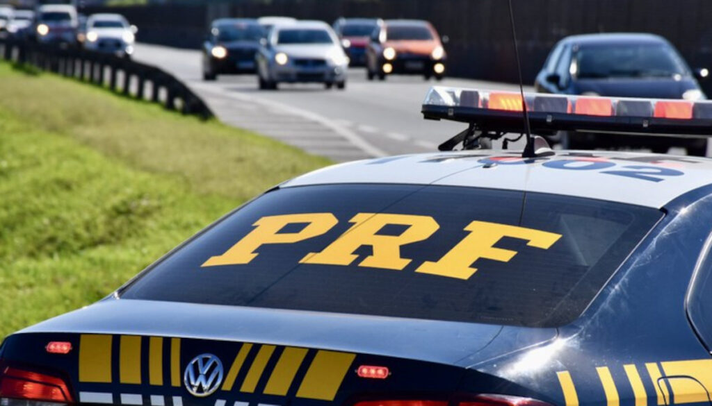 Polícia Rodoviária Federal não envia SMS ou e-mails informando multas