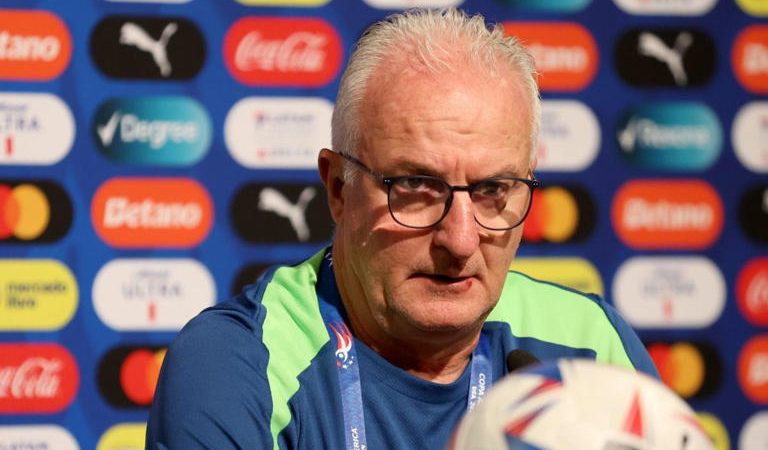 Dorival Júnior pode deixar a Seleção Brasileira para comandar gigante do Brasileirão
