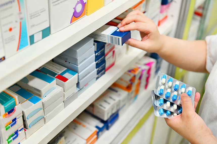 CFM quer que Anvisa proíba prescrição de antibióticos por enfermeiros