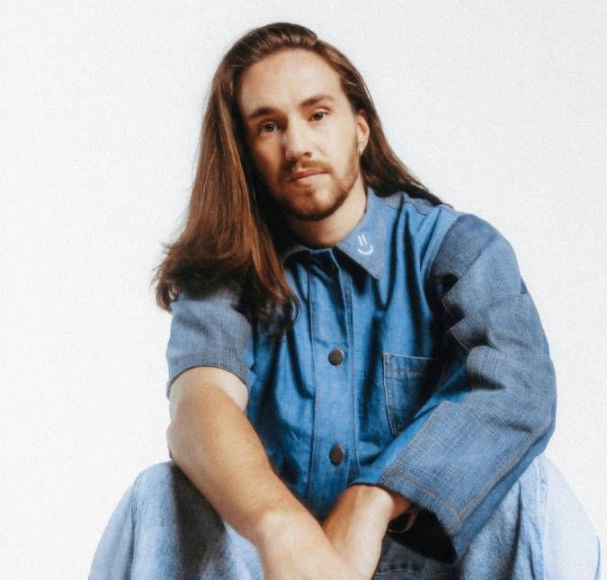 Vitor Kley lança álbum As Pequenas, Grandes Coisas e convida público a enxergar beleza no cotidiano