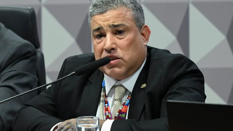 CPMI do INSS prende presidente da Conafer