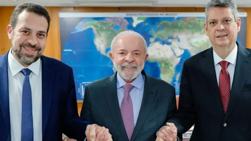 Lula anuncia Guilherme Boulos para a Secretaria-Geral da Presidência