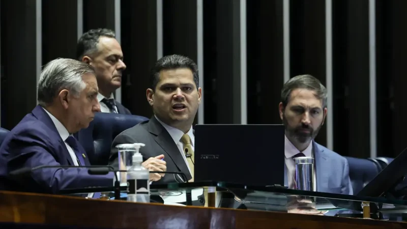 Senado: Davi Alcolumbre anuncia instalação da CPI do Crime Organizado