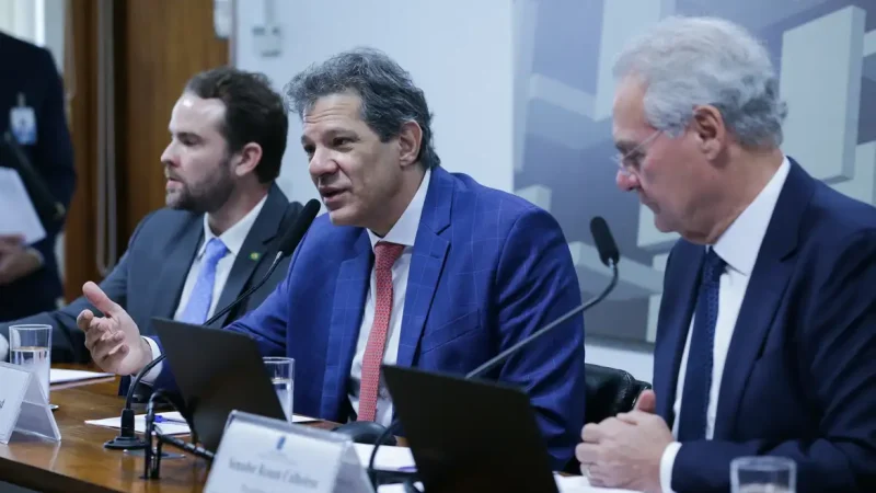 Isenção do imposto de renda corrige “injustiça tributária”, diz Haddad