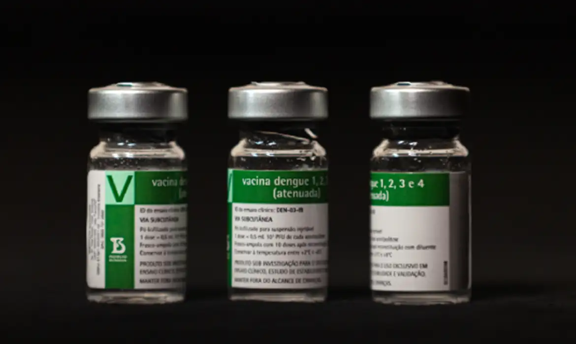 Anvisa aprova registro de vacina 100% nacional contra dengue