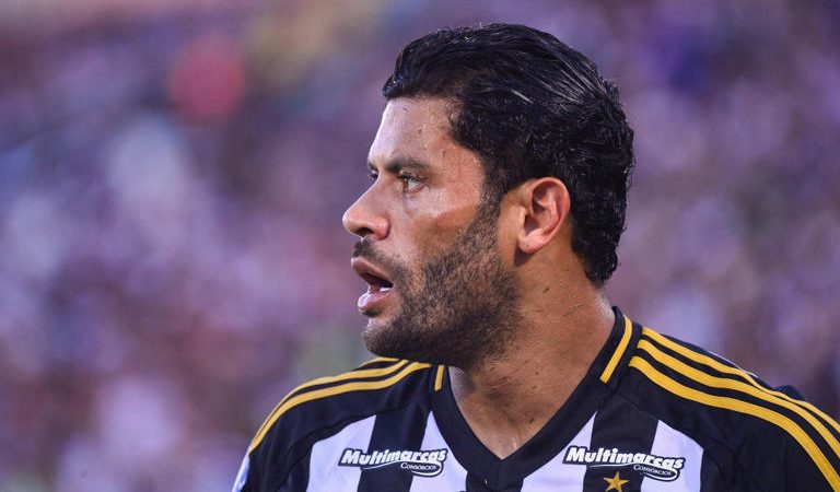 Hulk é alvo de críticas após derrota do Atlético-MG na Copa Sul-Americana