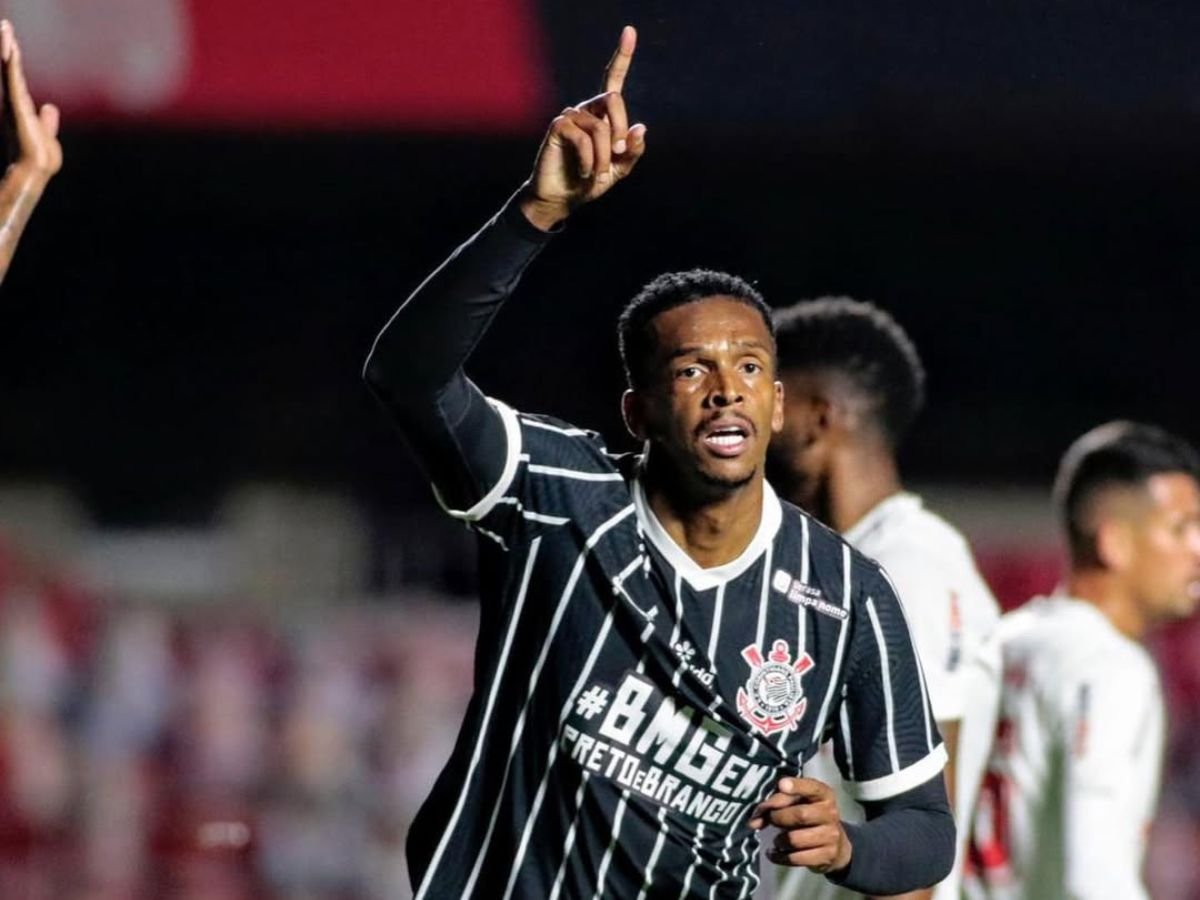 Ex-Jogador do Corinthians, Jô, é preso pela 4ª vez por atraso de pensão alimentícia