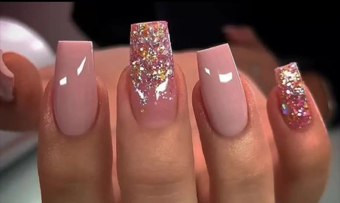 DPO e DMPT: entenda o risco de substâncias proibidas para unhas em gel