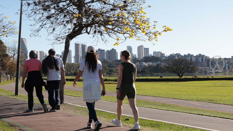 Abril registra chuva e temperaturas acima da média na maior parte do Paraná