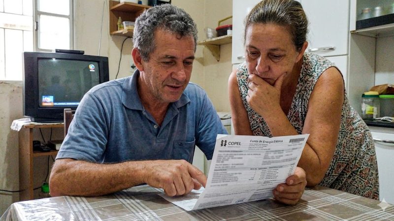 Aneel aprova repasse bilionário para reduzir conta de luz de 22 distribuidoras