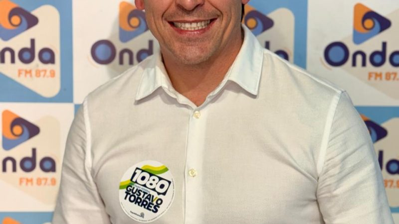 Gustavo Torres apresenta propostas para segurança, saúde, infraestrutura e desenvolvimento de Campo Largo em entrevista à Rádio Onda FM