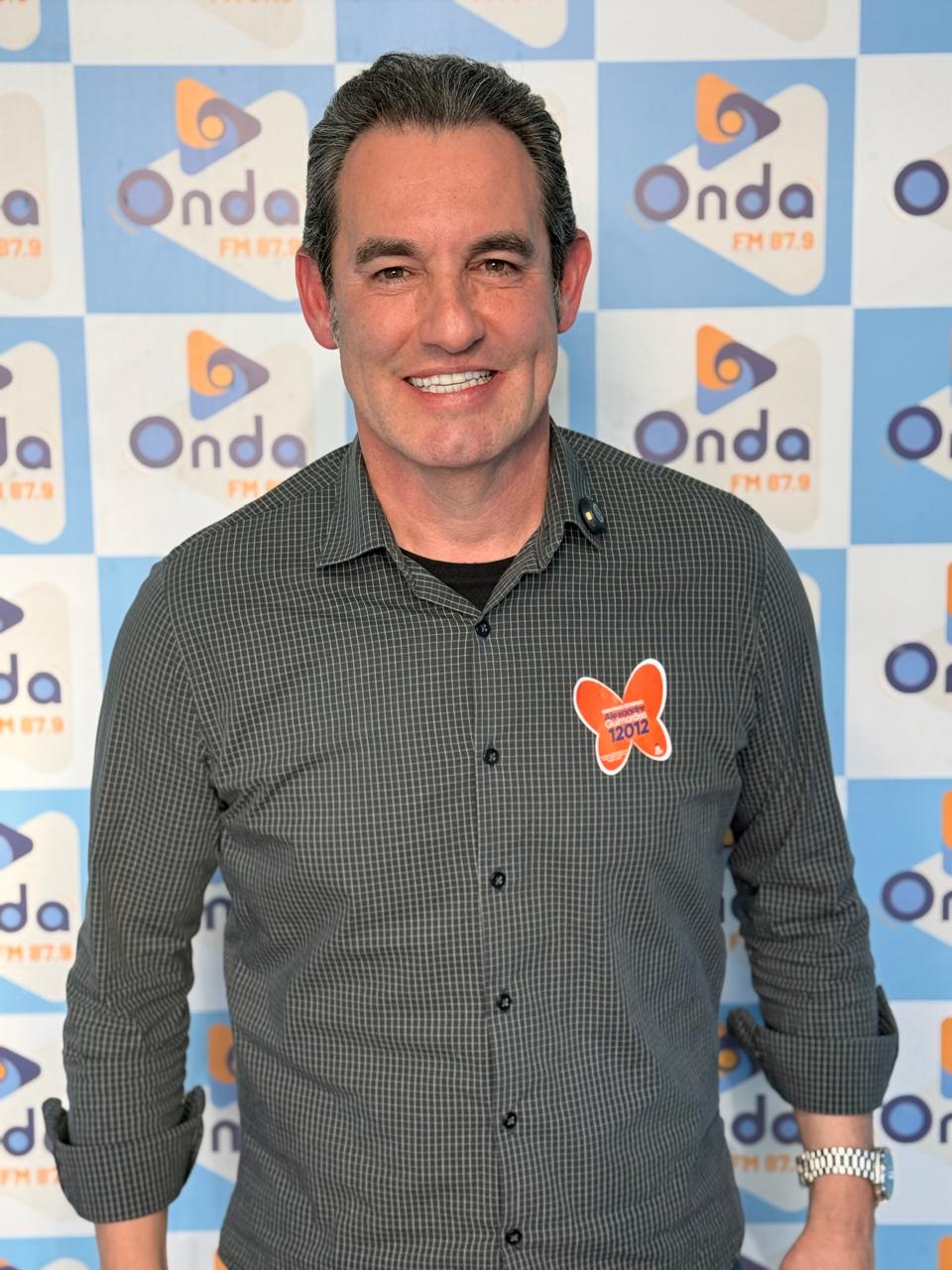 Alexandre Guimarães apresenta propostas para Campo Largo em entrevista à Onda FM