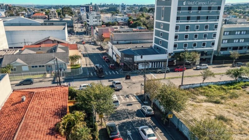 Campo Largo instala novos semáforos em quatro cruzamentos da cidade