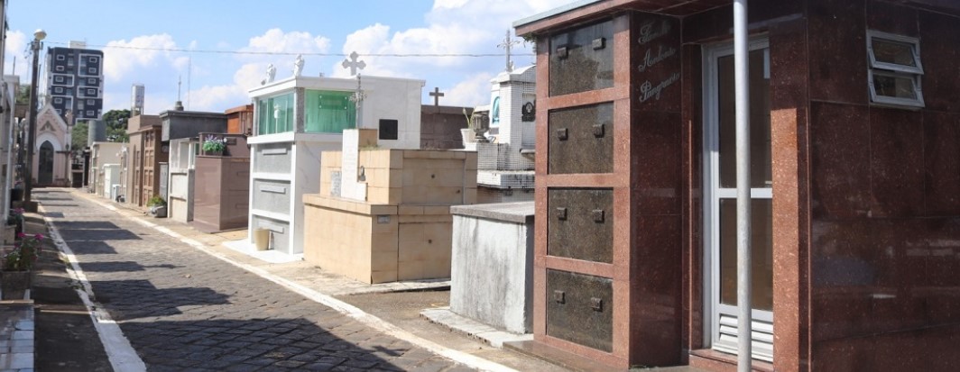 Prefeitura de Campo Largo orienta sobre preparação dos cemitérios para o Dia de Finados